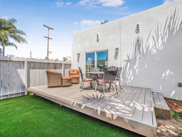 1817 19 Sunset Cliffs Blvd, San Diego CA 92107