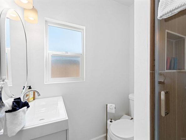 1817 19 Sunset Cliffs Blvd, San Diego CA 92107