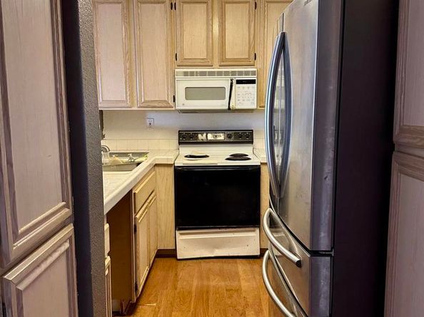2005 Burton 1, San Diego CA 92111