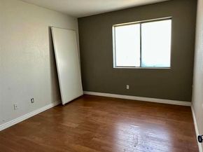 2005 Burton 1, San Diego CA 92111