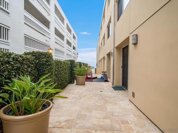 202 Coast Blvd 4, La Jolla CA 92037