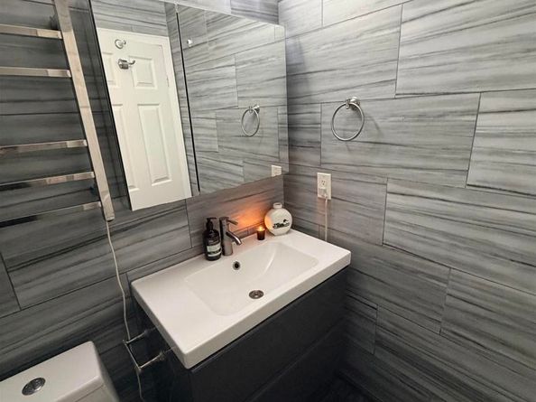 11020 Via Parma, San Diego CA 92129