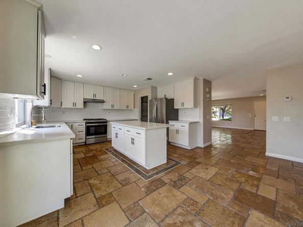 1277 Granite Springs, Chula Vista CA 91915