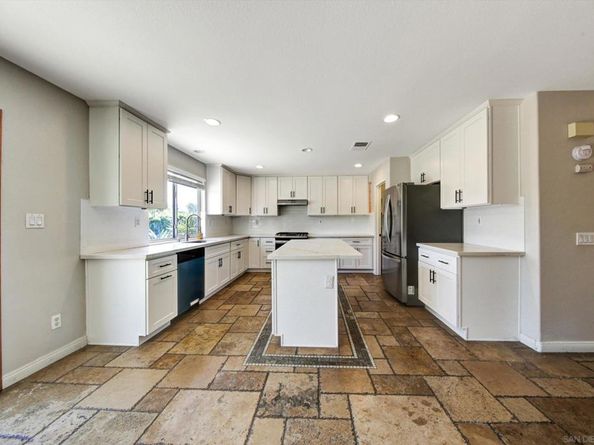 1277 Granite Springs, Chula Vista CA 91915