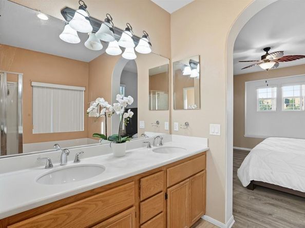 1125 Midnight Way, Oceanside CA 92057