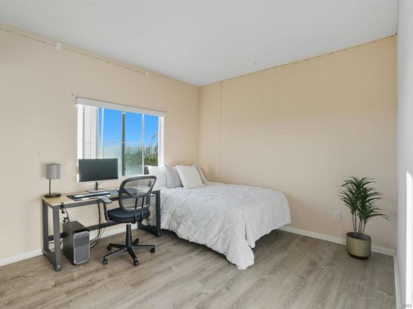1125 Midnight Way, Oceanside CA 92057
