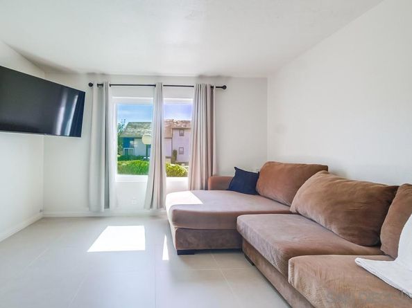 1939 Manzana, San Diego CA 92139