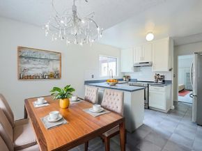 5432 Adobe Falls Rd 12, San Diego CA 92120