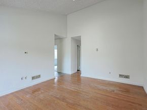 5432 Adobe Falls Rd 12, San Diego CA 92120