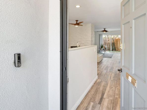 812 E Washington Ave A, Escondido CA 92025
