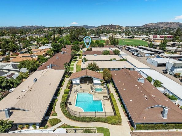 812 E Washington Ave A, Escondido CA 92025