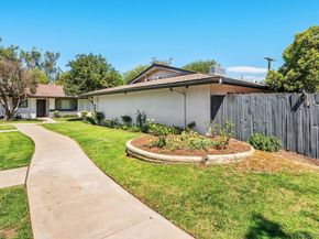 812 E Washington Ave A, Escondido CA 92025