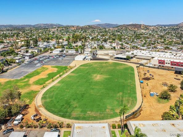 812 E Washington Ave A, Escondido CA 92025