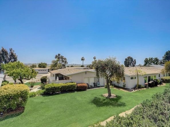 3808 Vista Campana S 38, Oceanside CA 92057