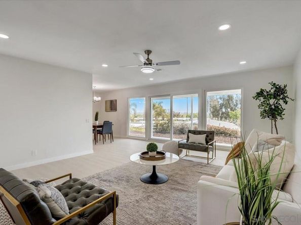 3808 Vista Campana S 38, Oceanside CA 92057