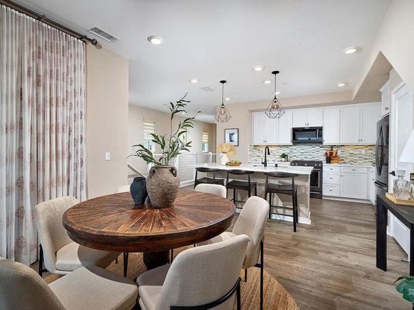 2921 Via Alta Pl, San Diego CA 92108