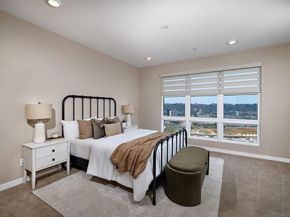 2921 Via Alta Pl, San Diego CA 92108