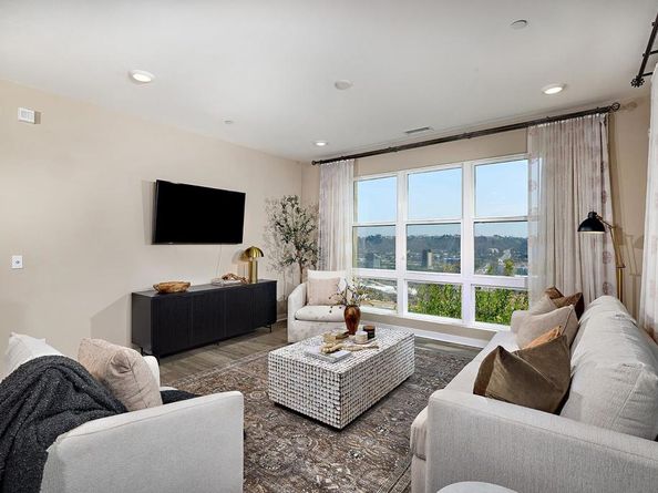 2921 Via Alta Pl, San Diego CA 92108
