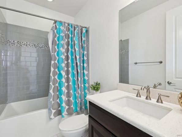 1208 Lexi, San Marcos CA 92078
