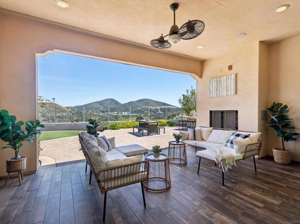 1208 Lexi, San Marcos CA 92078