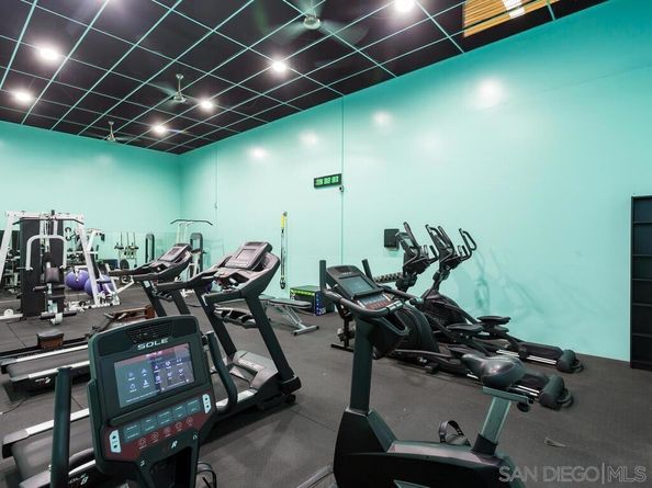 10250 Caminito Cuervo 44, San Diego CA 92108