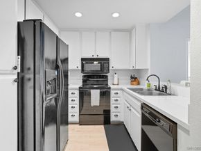 10250 Caminito Cuervo 44, San Diego CA 92108