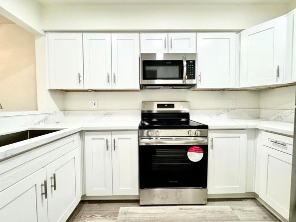 8027 Caminito De Pizza B, San Diego CA 92108