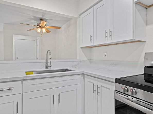 8027 Caminito De Pizza B, San Diego CA 92108