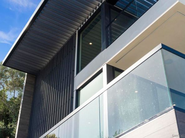 2035 Evergreen, San Diego CA 92106