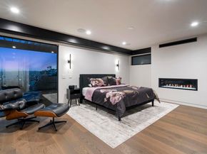 2035 Evergreen, San Diego CA 92106