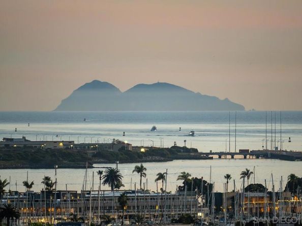 2035 Evergreen, San Diego CA 92106