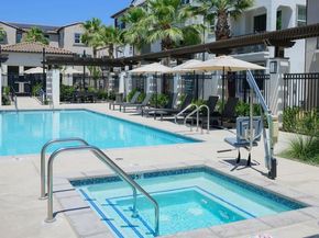 414 Carina Gln, Escondido CA 92025