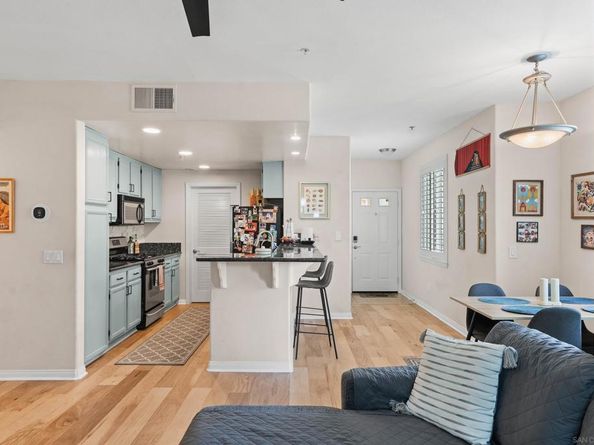 13039 Evening Creek Dr S 36, San Diego CA 92128