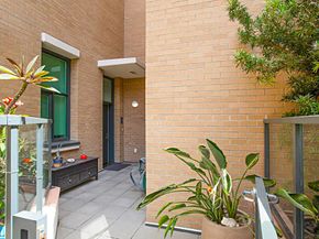 325 7Th Ave 212, San Diego CA 92101