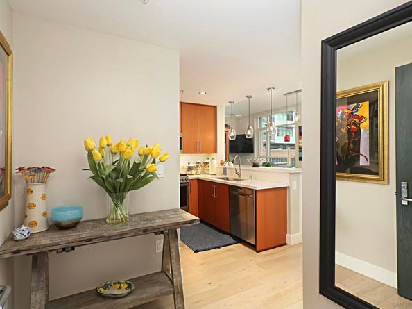 325 7Th Ave 212, San Diego CA 92101