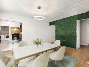 1514 La Baig Avenue, Los Angeles CA 90028