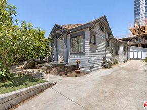 1514 La Baig Avenue, Los Angeles CA 90028