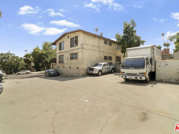 1973 W 22nd Street, Los Angeles CA 90018