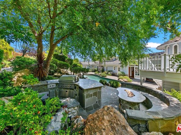 33269 Mulholland Highway, Malibu CA 90265