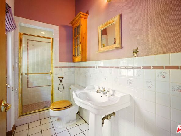 33269 Mulholland Highway, Malibu CA 90265