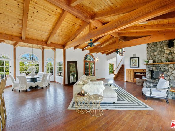 33269 Mulholland Highway, Malibu CA 90265