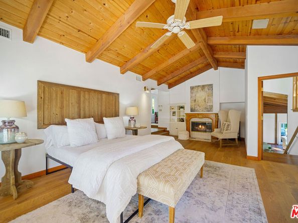33269 Mulholland Highway, Malibu CA 90265