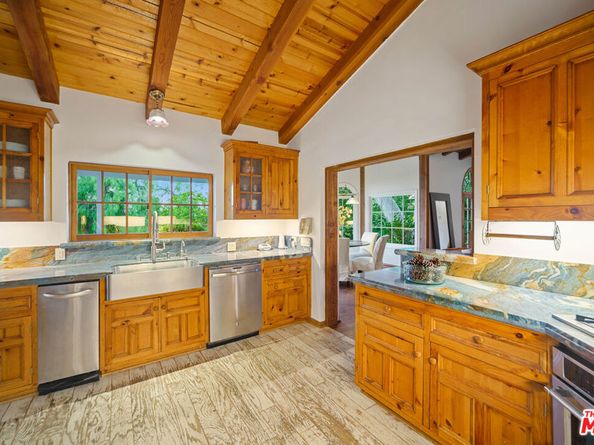 33269 Mulholland Highway, Malibu CA 90265