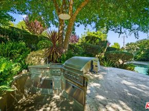 33269 Mulholland Highway, Malibu CA 90265