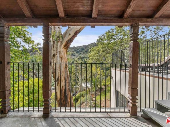 10037 Reevesbury Drive, Beverly Hills CA 90210