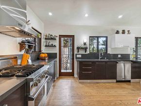 10037 Reevesbury Drive, Beverly Hills CA 90210