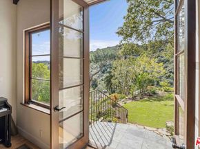 10037 Reevesbury Drive, Beverly Hills CA 90210