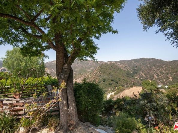 2733 Halsey Road, Topanga CA 90290