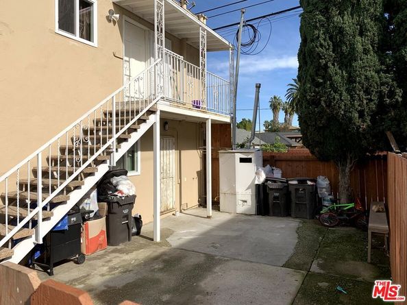 435 W 11th Street, Long Beach CA 90813