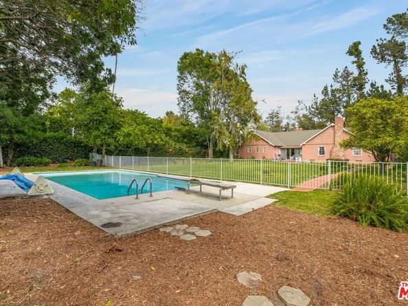 1639 Mandeville Canyon Road, Los Angeles CA 90049